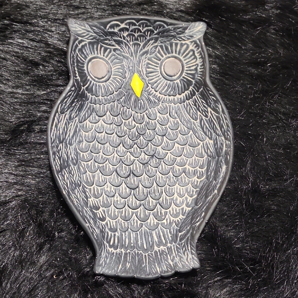 BLACK Owl Decorative Art Piece. HEAVYWEIGHT . NEW.